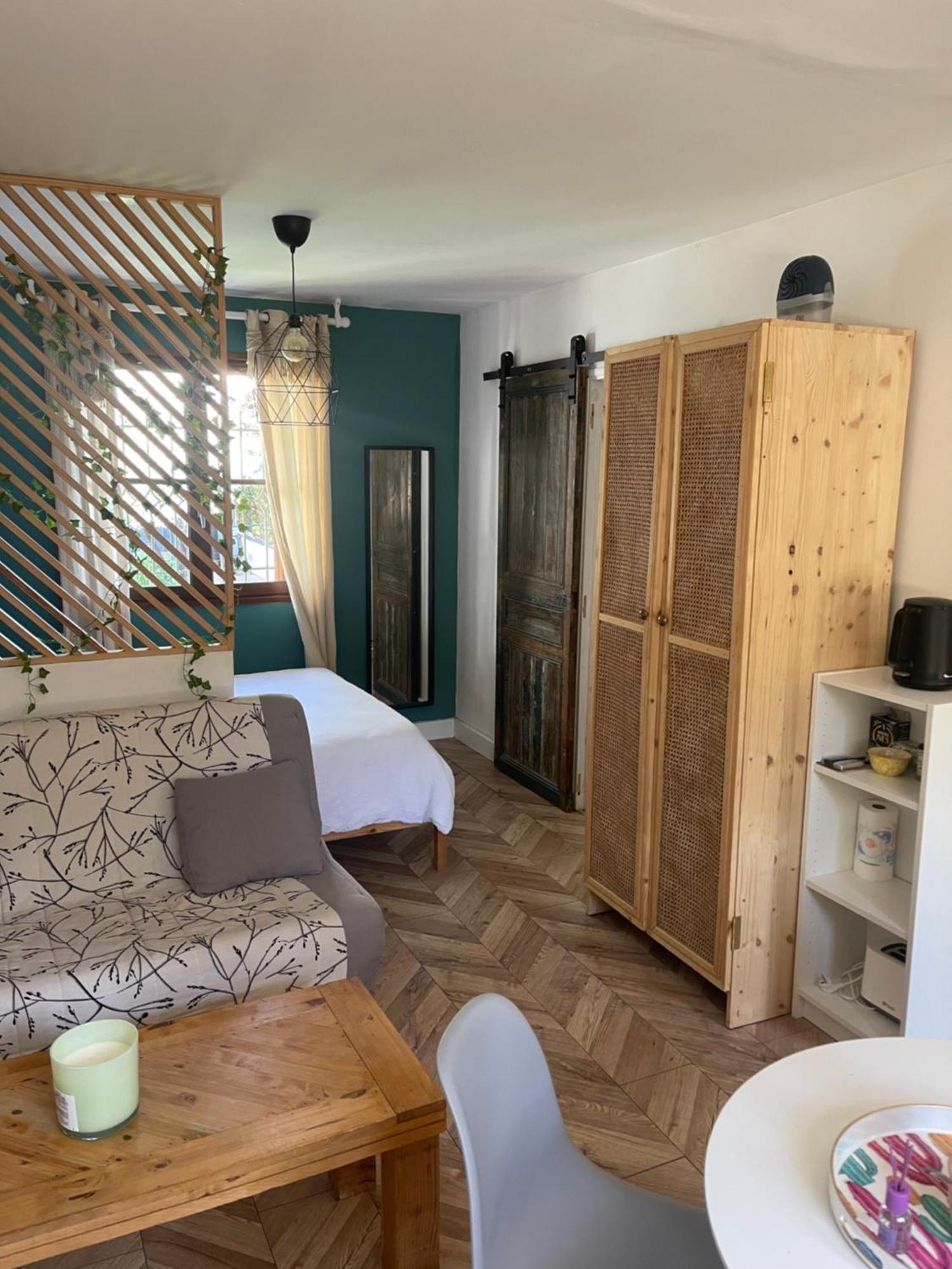 Jolie Maisonnette Paisible Le Pradet Exteriör bild
